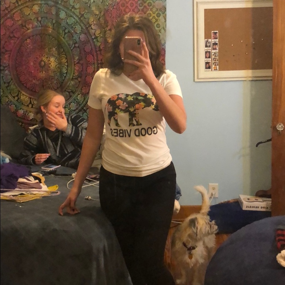 White good vibes elephant flower tshirt